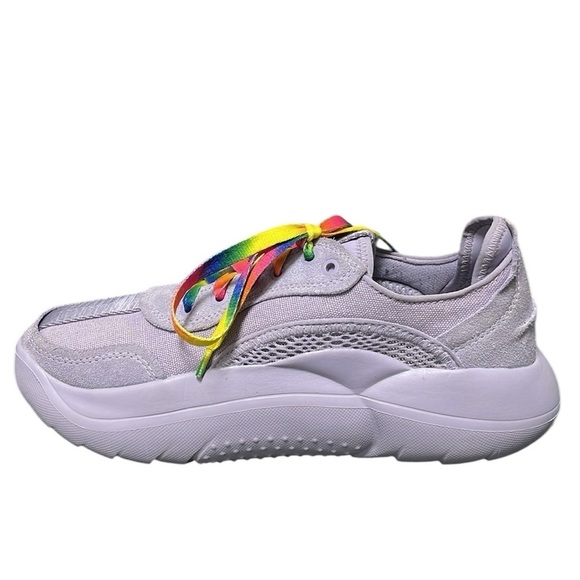 UGG Shoes Sneakers Purple LA Cloud Size 9 Rainbow Laces - Picture 6 of 10